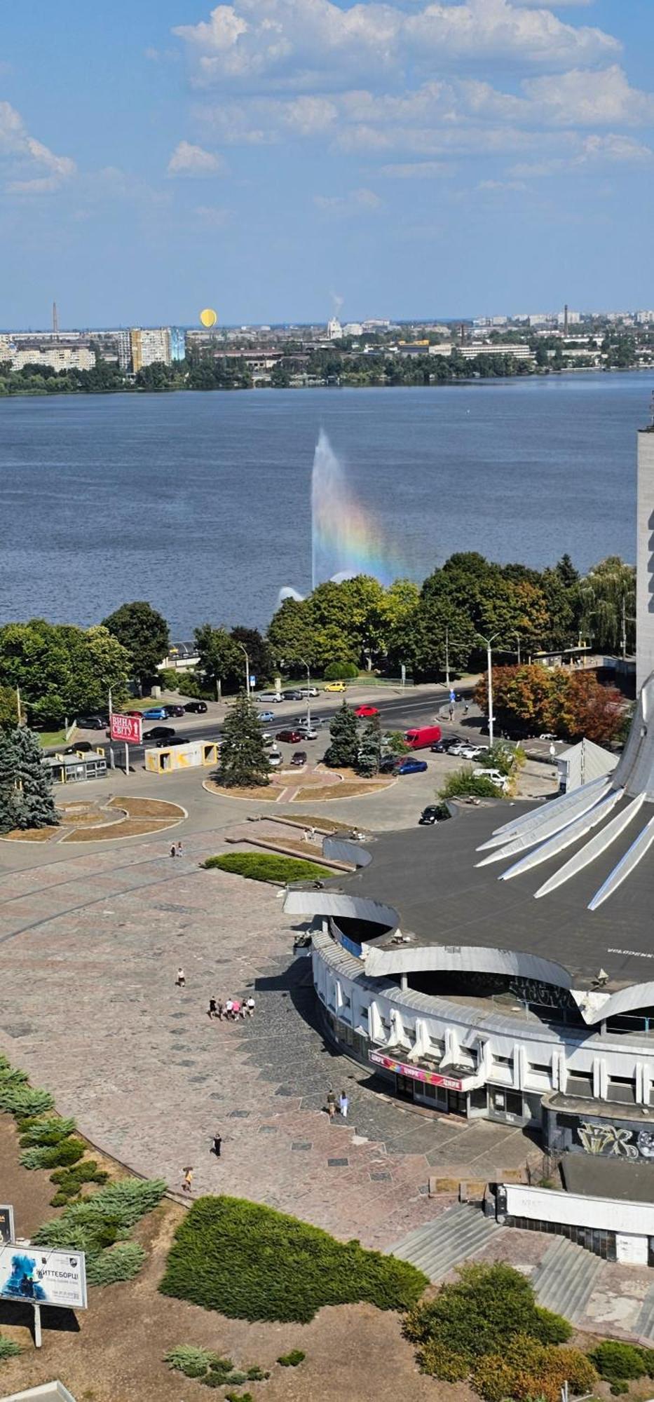 Most City Riverview Dnipro Exteriör bild